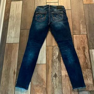 Silver “Suki” skinny jeans size 29